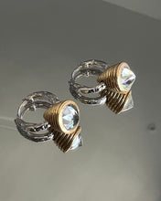 Load image into Gallery viewer, Shrine petite earrings golden