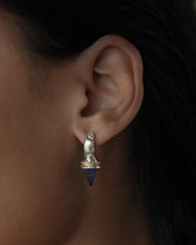 Load image into Gallery viewer, Gizza hoop earrings