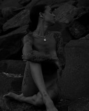 Load image into Gallery viewer, Vivara choker golden