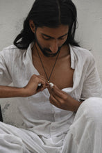 Load image into Gallery viewer, Drop pearl pendant