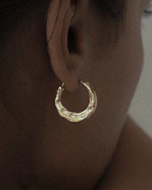 Chandra hoops, grande by Zeme Studio