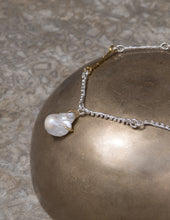 Load image into Gallery viewer, Pearl choker