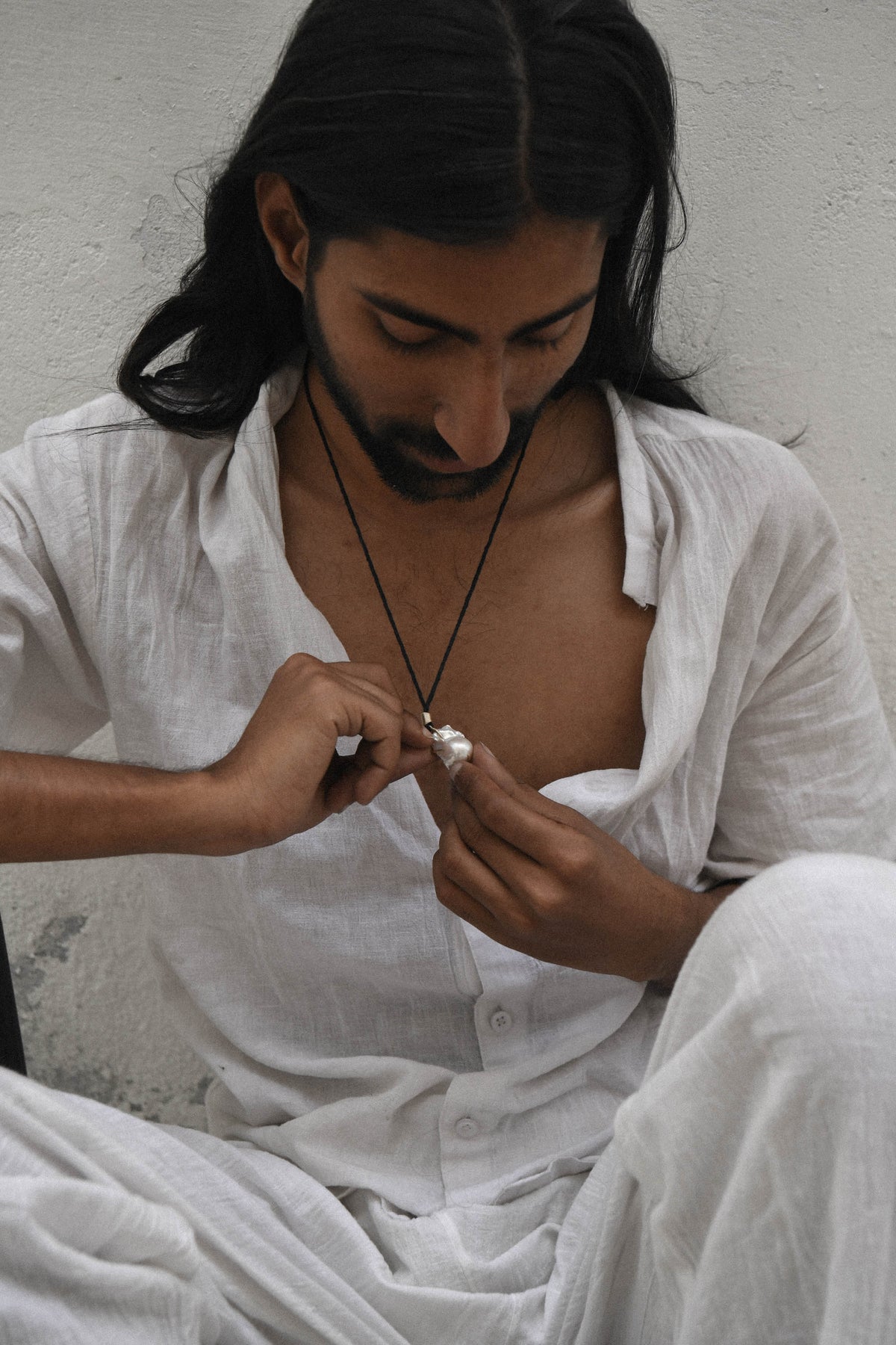 Drop pearl pendant