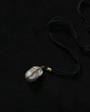 Load image into Gallery viewer, Drop pearl pendant