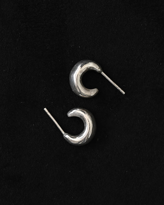Seed earrings, silver by Zeme Studio