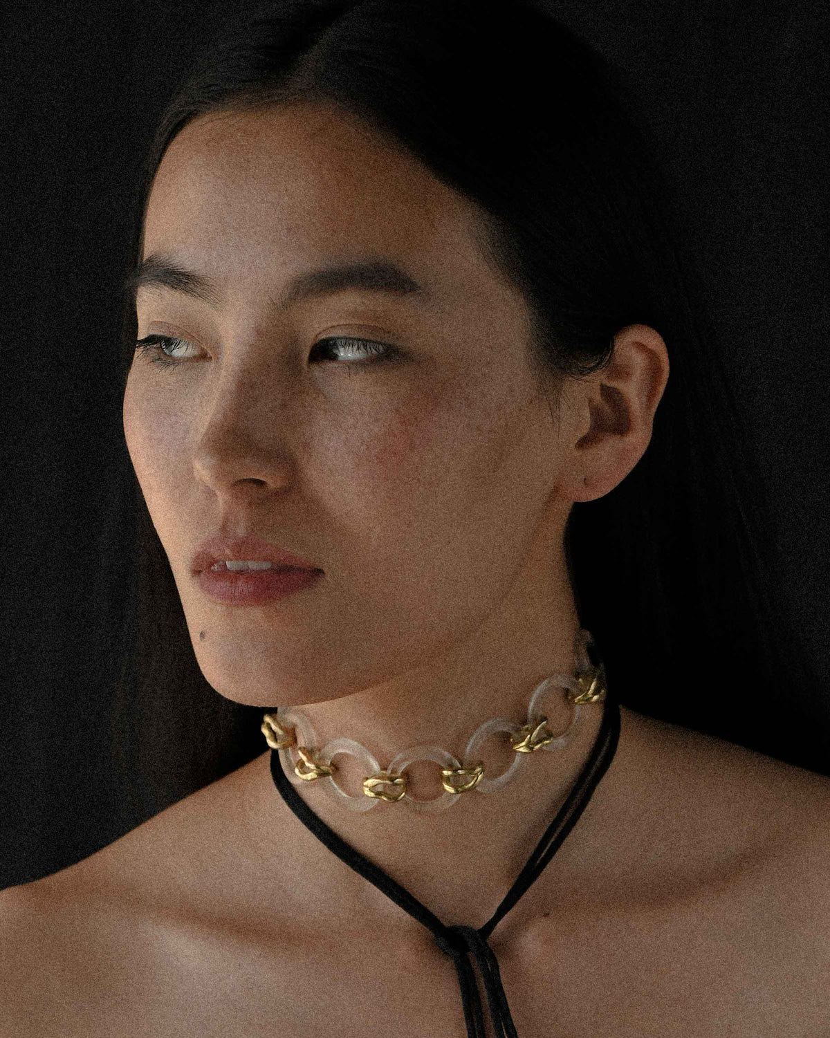Veset choker, quartz