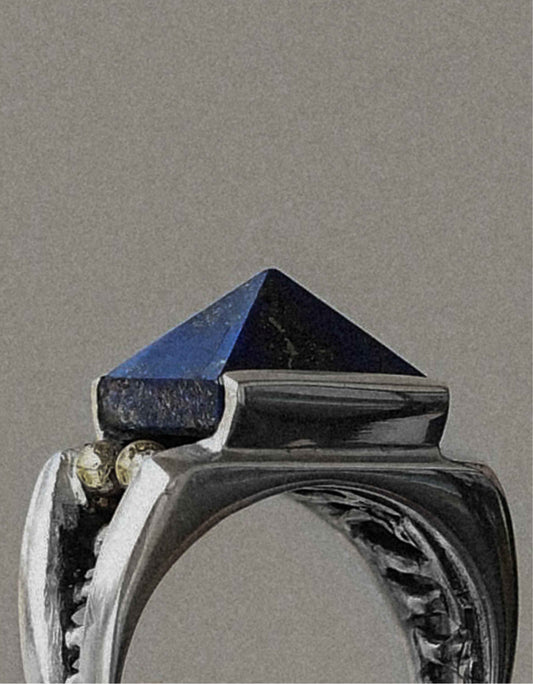 Gizza ring by Zeme Studio